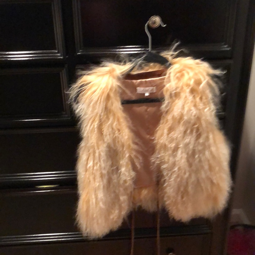 Lamb fur vest